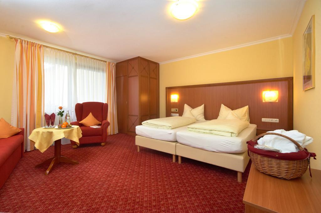 Kurhotel Kaiser Trajan Bad Gögging Chambre photo