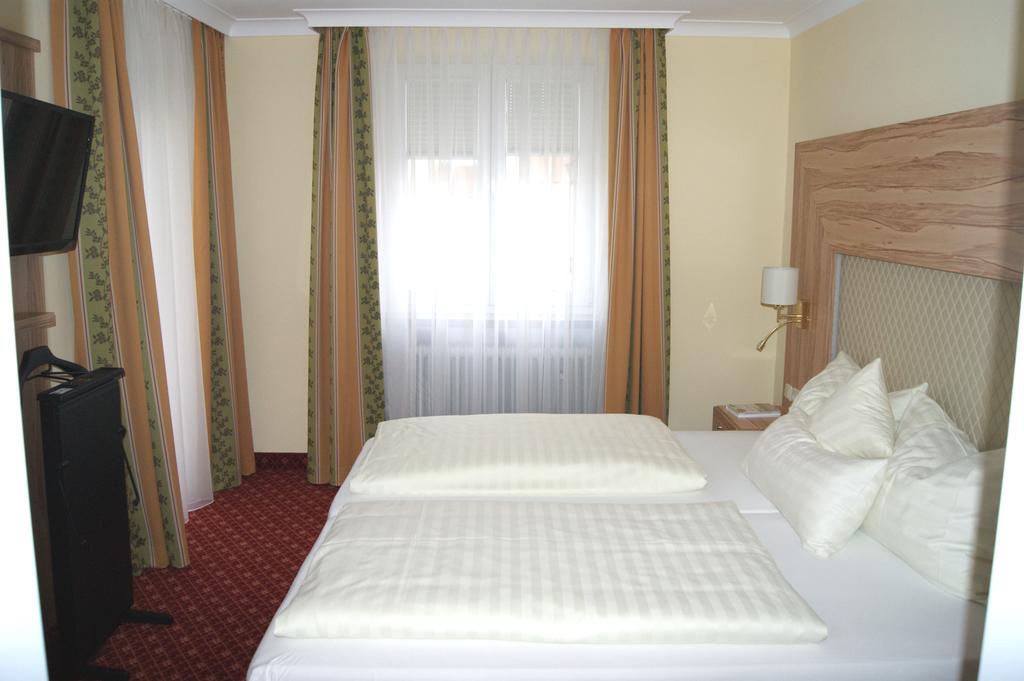 Kurhotel Kaiser Trajan Bad Gögging Chambre photo